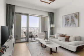 Downtown luxury 2 bedroom apartment, 2min walk from Dubai Mall
